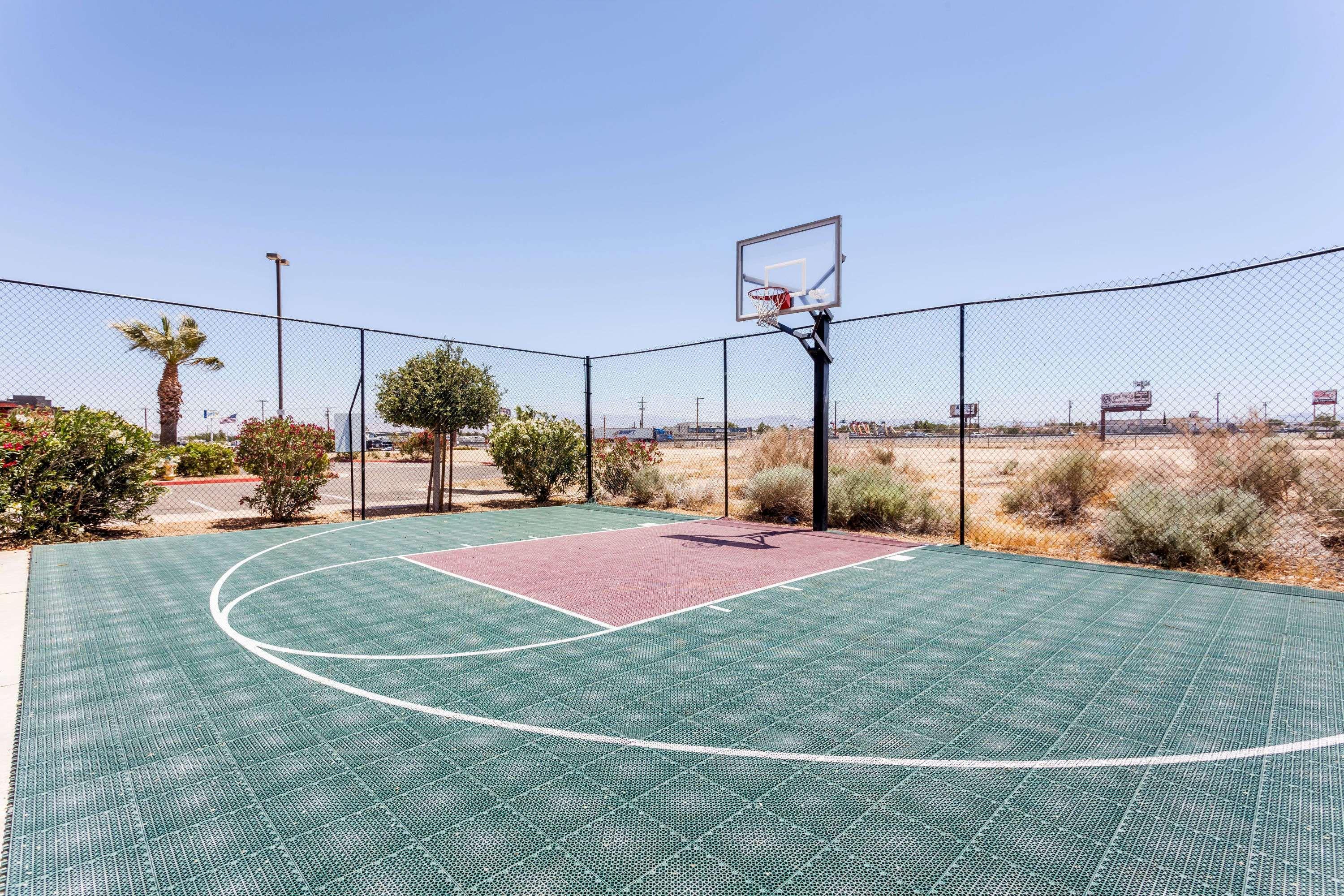 Hawthorn Suites Victorville Exterior photo