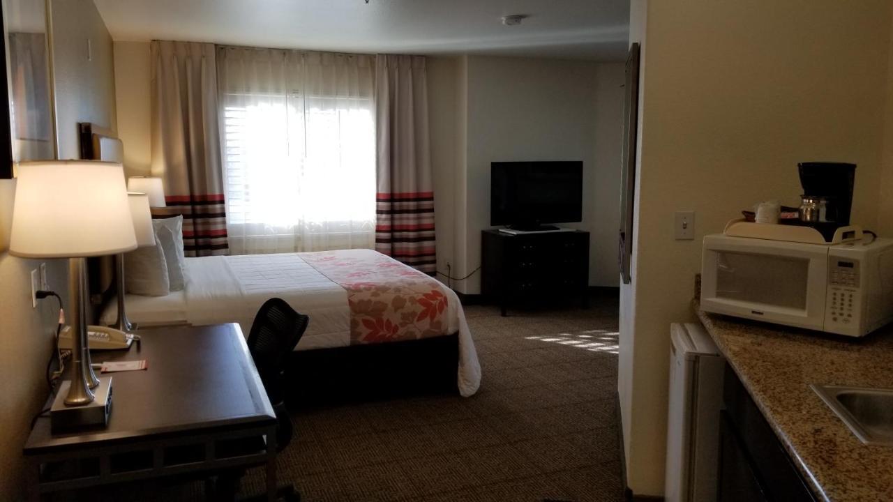 Hawthorn Suites Victorville Exterior photo